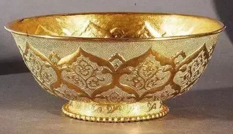 清朝皇帝的豪華盛宴 一頓百道菜與金銀食器